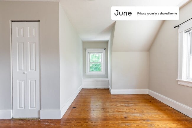 Photo - Room in Shared 9 bed/2 bath home Unidad I