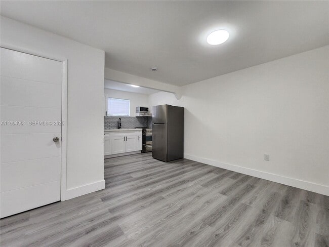 Photo - 5934 Buchanan St Unidad 1 & 4