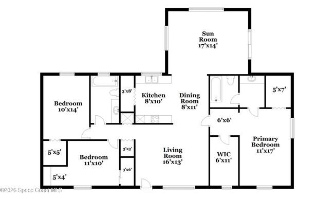 Photo - 811 Airport Ave SE