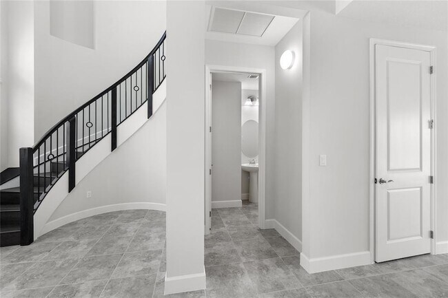 Photo - 5418 Empire Dr