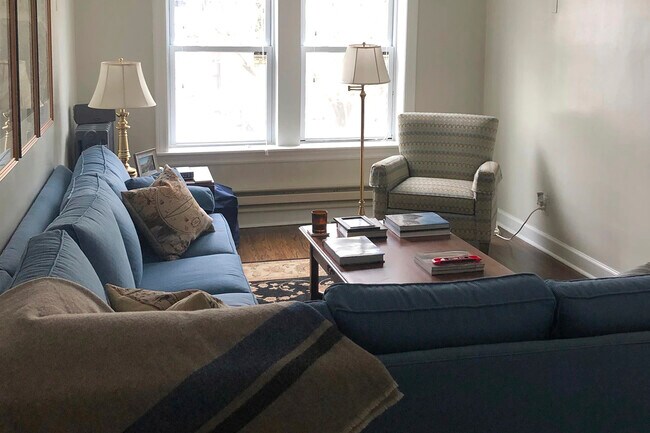 Building Photo - 2151 N Fremont St Unit 2151-3S