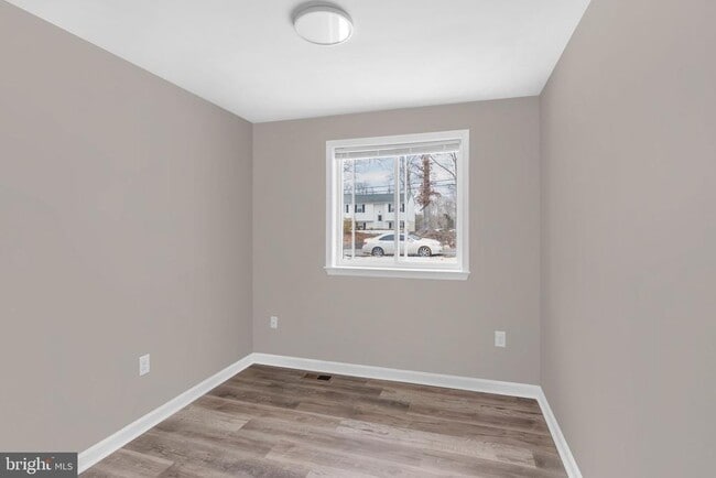 Photo - 383 Sollers Wharf Rd