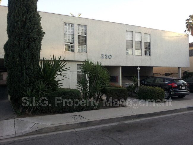 Photo - 220 W Spazier Ave Condo Unit #D