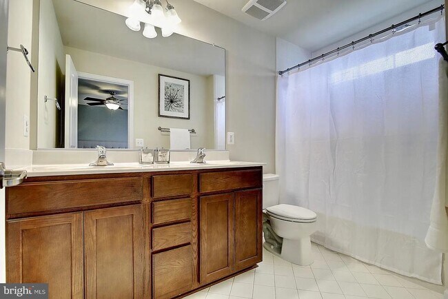 Photo - 43893 Eastgate View Drive