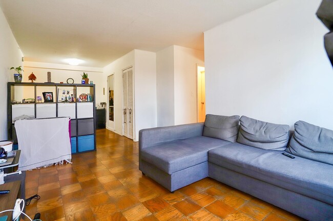 Photo - 201 St Pauls Ave Unit 2A