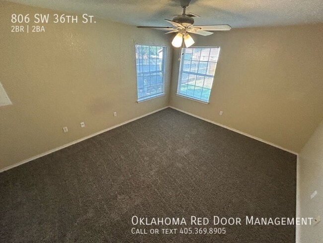 Photo - 806 SW 36th St