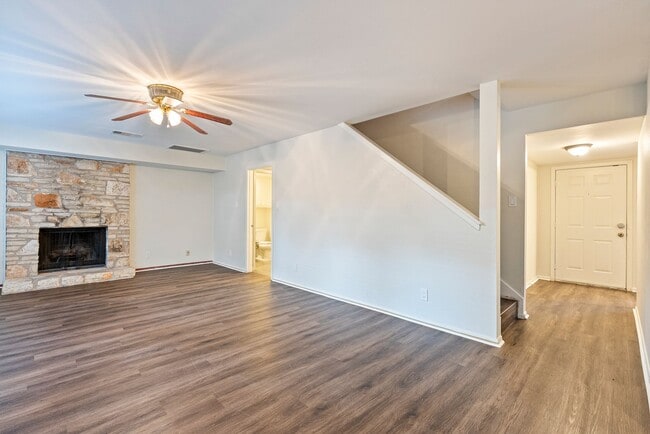 Photo - Homey Comfort with Spacious Yard in North Austin