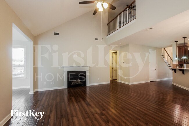 Photo - 115 Edenton Ln