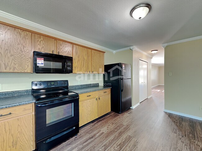 Photo - 8441 Wheatfield Dr