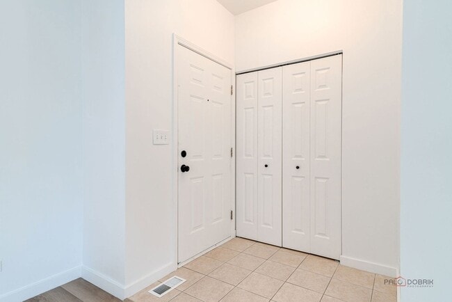 Photo - 178 W Hampton Dr