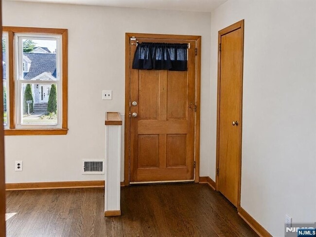 Photo - 432 Hamilton Pl