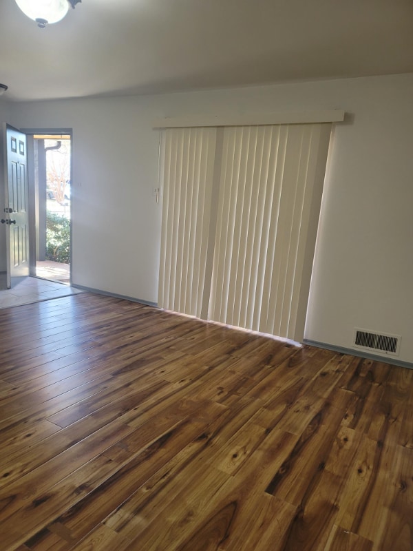 Photo - 7945 Habersham Ln