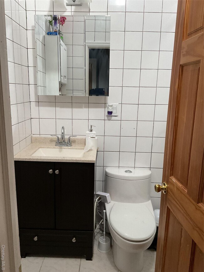 Photo - 24 Cooledge Dr