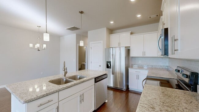 Photo - 2815 Haversack Cir