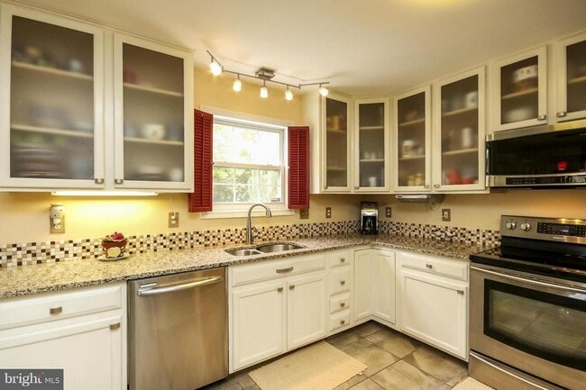 Photo - 14 Meade Ct