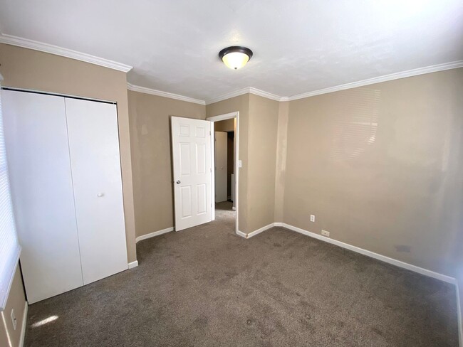 Photo - 1311 W Maywood Ave
