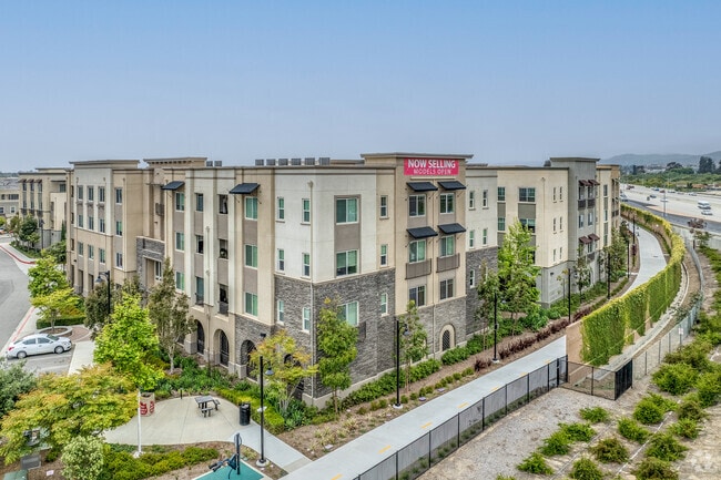 Photo - Oxford Flats