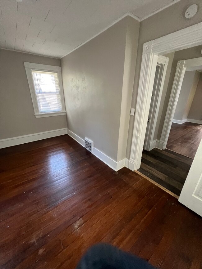 Photo - 2279 Foye St