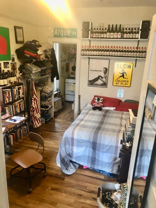 Photo - 419 State St Unidad 2