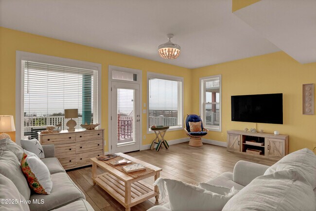 Photo - 3974 Island Dr