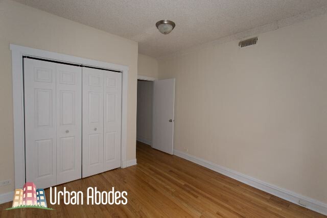 Photo - 3523 N Racine Ave Unit M05B