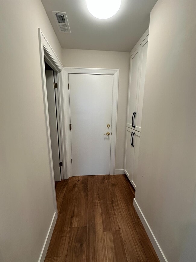 Photo - 813 E Mockingbird Ln