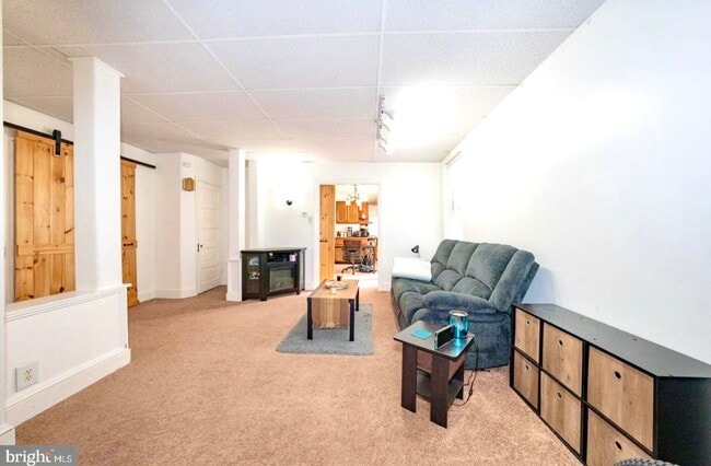 Photo - 206 E Hinckley Ave