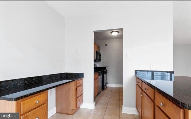 1220 Blair Mill Rd Unit 300