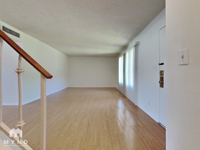 Photo - 4305 W Solano Dr N