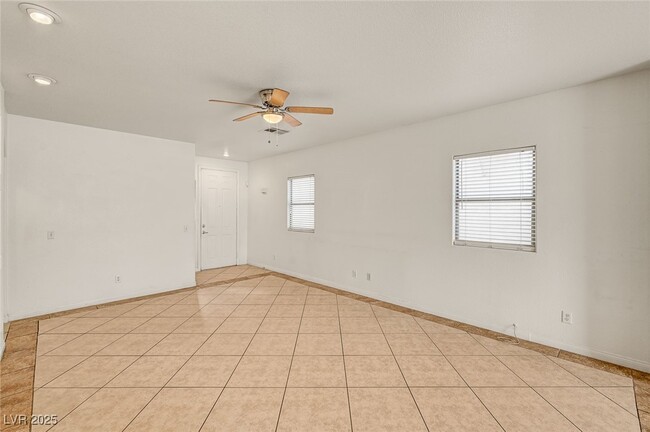 Photo - 2914 Pumpkin Harvest Ave