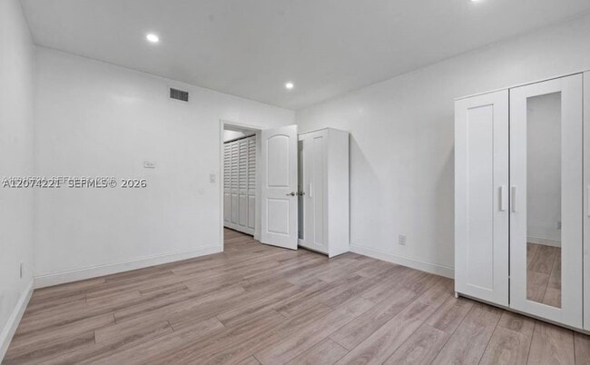 Photo - 8550 Byron Ave Unit 2G