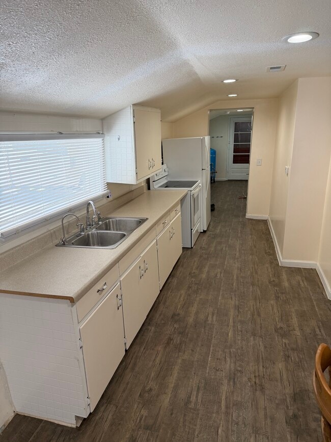 Photo - 1134 S Wolf Lake Rd