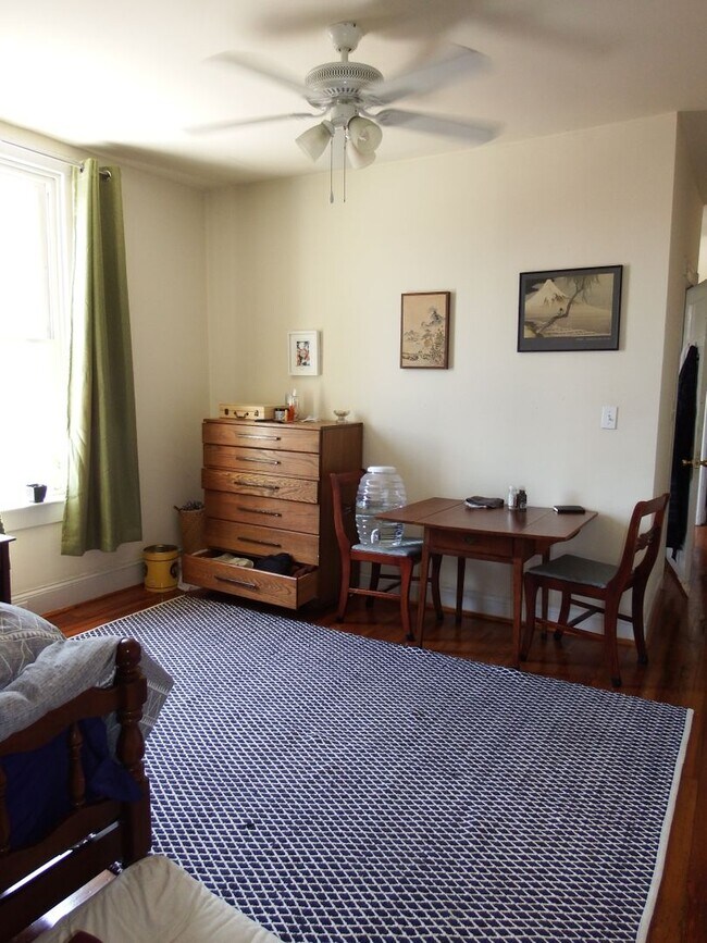 Photo - 3601 Keswick Rd Unit 1