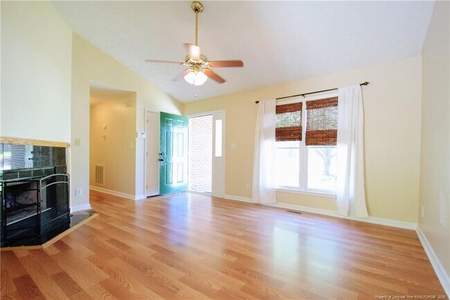 Photo - 5050 Summer Ridge Rd