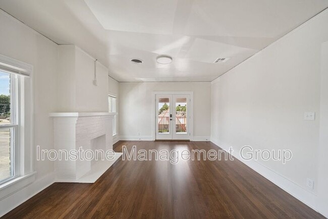 Photo - 1437 S Peoria Ave