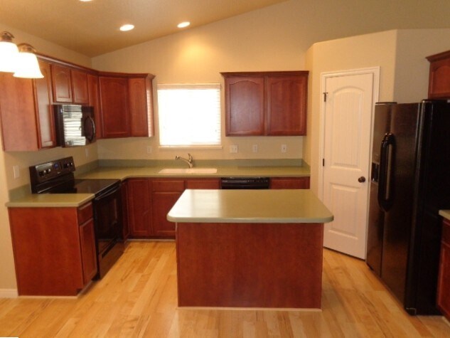 7545 Levi Ln