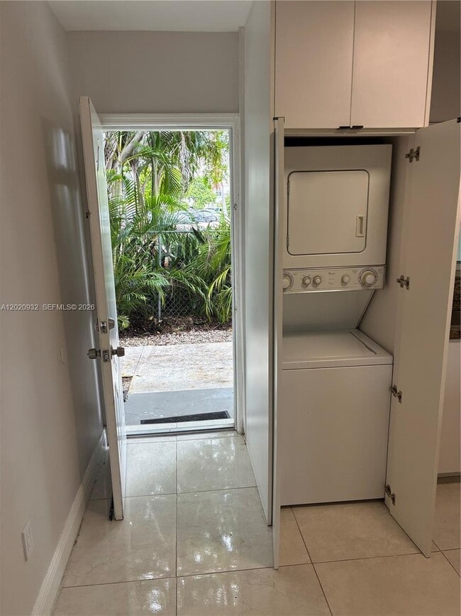 1135 92nd St Unit 102