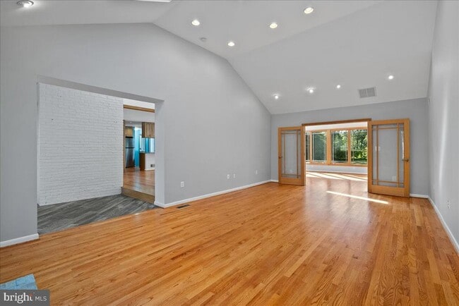 Photo - 1217 Morningside Ln
