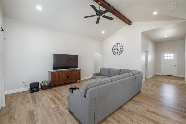 7446 Sleepy Hollow Ln