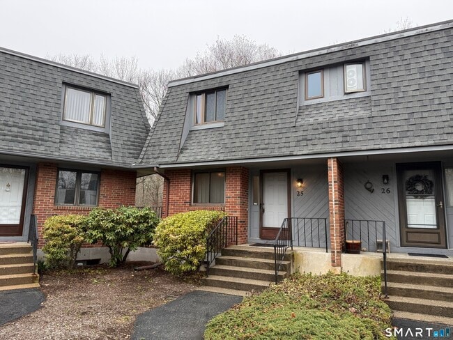 Building Photo - 32 Upper Pattagansett Rd Unit 25