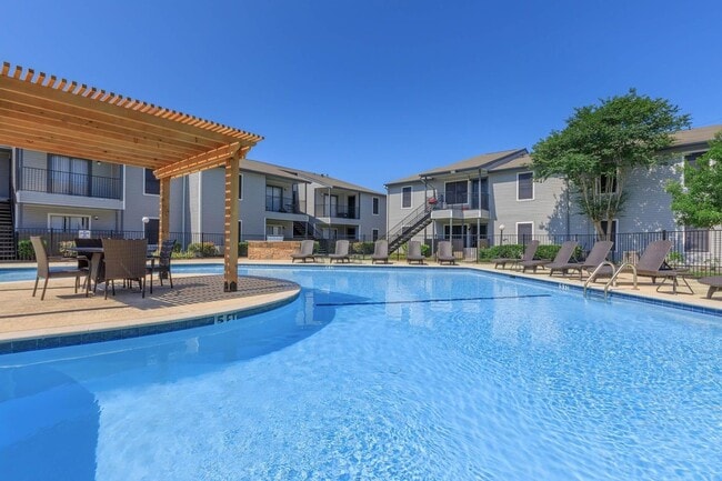 Photo - 420 Garland Dr Unit 609