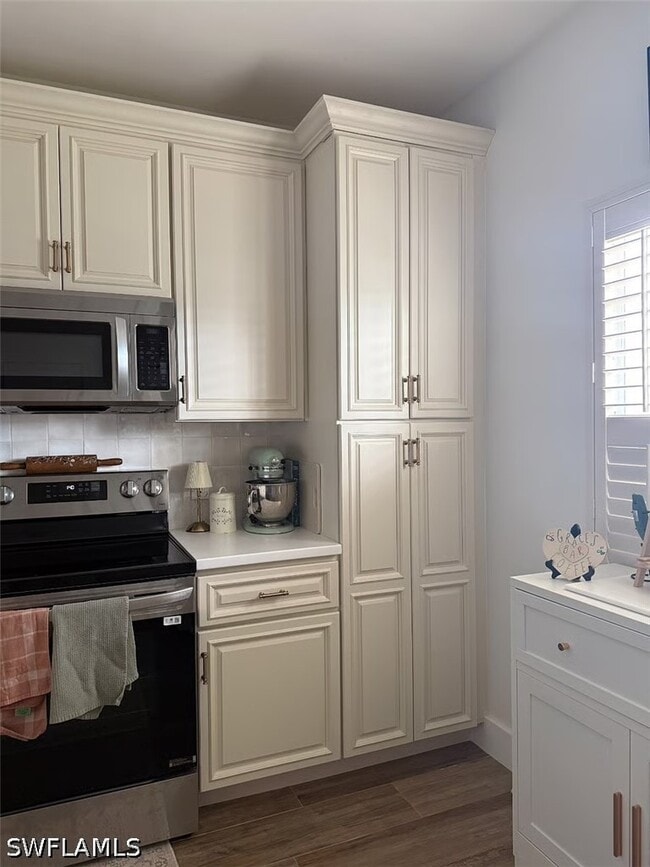 Photo - 6113 Lakefront Dr