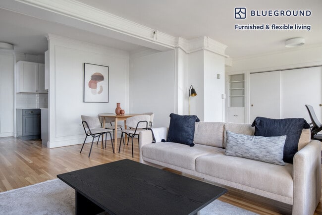 Photo - 1284 Beacon St Unidad FL6-ID899