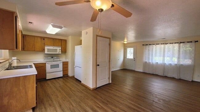 Photo - 237 Lancaster Ave