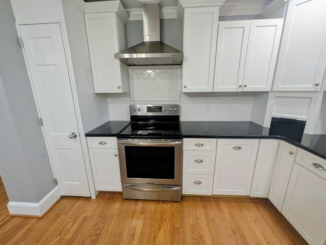 Photo - 524 W Mountain St