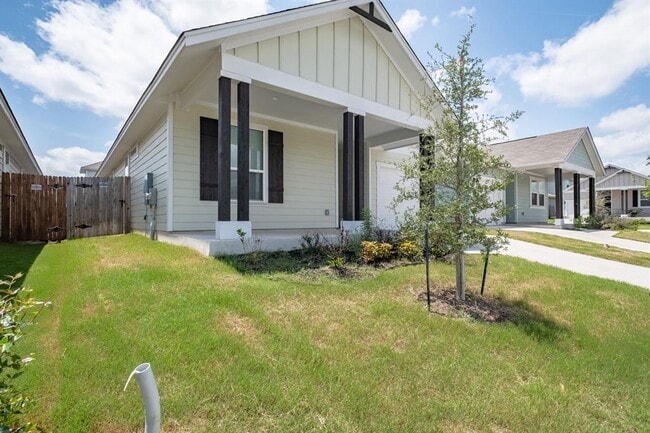 Photo - 244 E Broade St