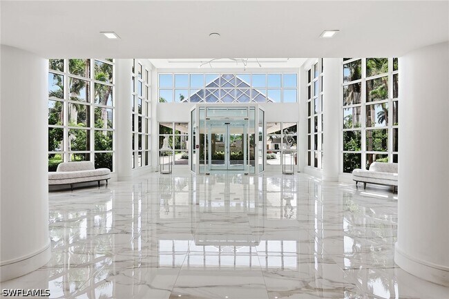 Photo - 8111 Bay Colony Dr Unit 204