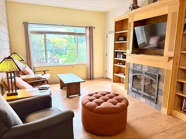 Photo - 400 N Richmond St Unit 210