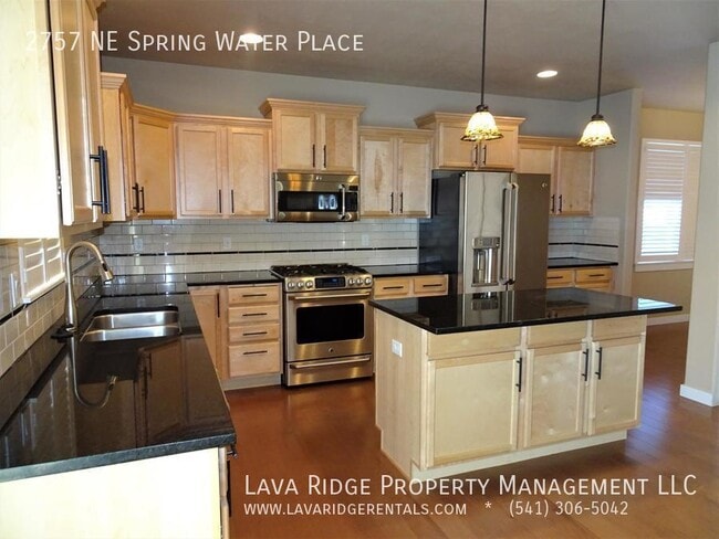 Building Photo - 2757 NE Spring Water Pl Rental