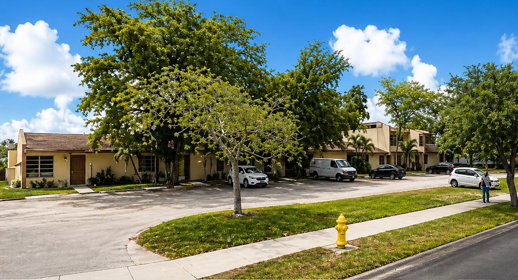 Photo - 4138 - 4154 SW 61 Ave